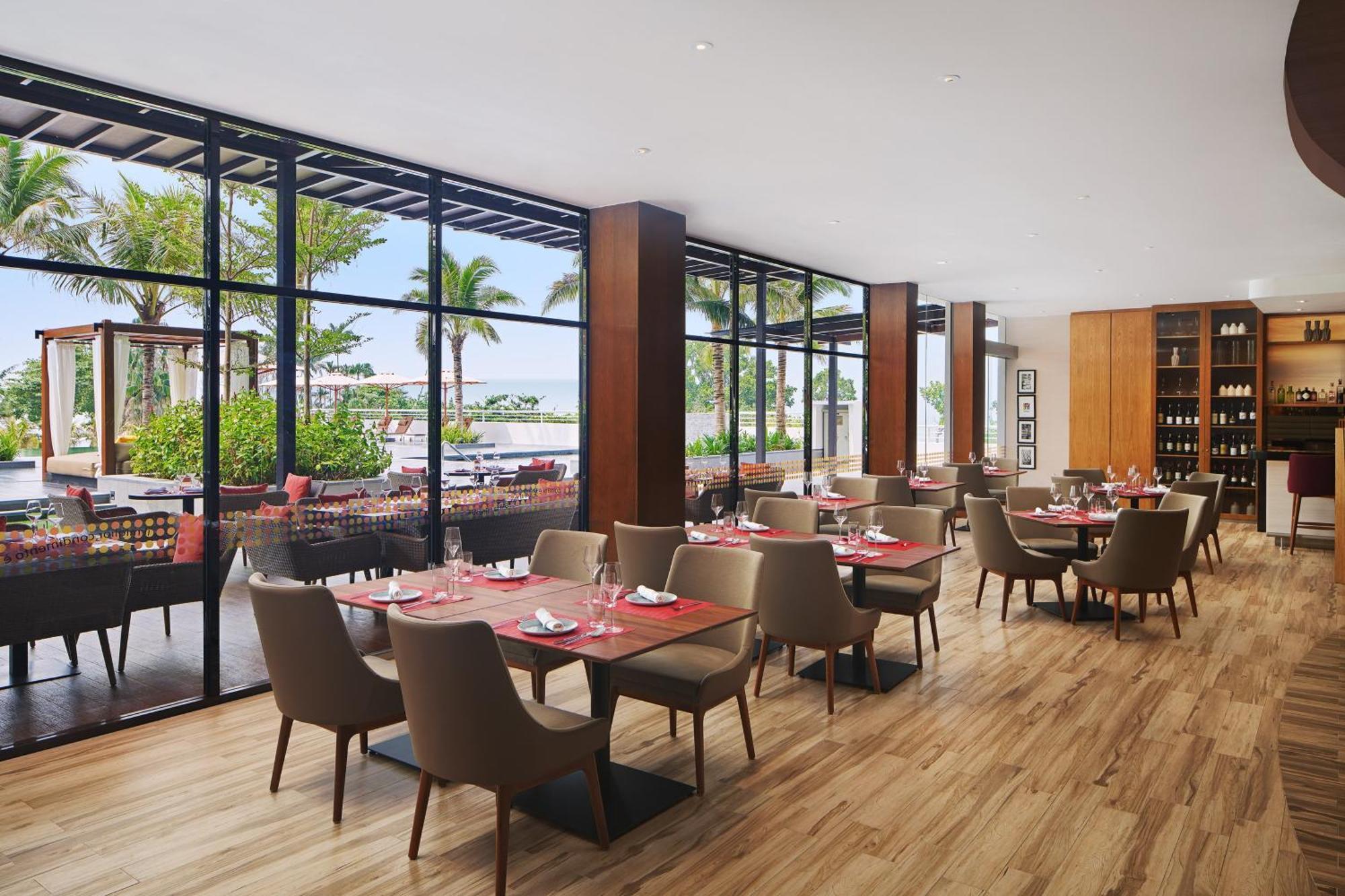 더 웨스틴 데사루 코스트 리조트 외부 사진 The restaurant