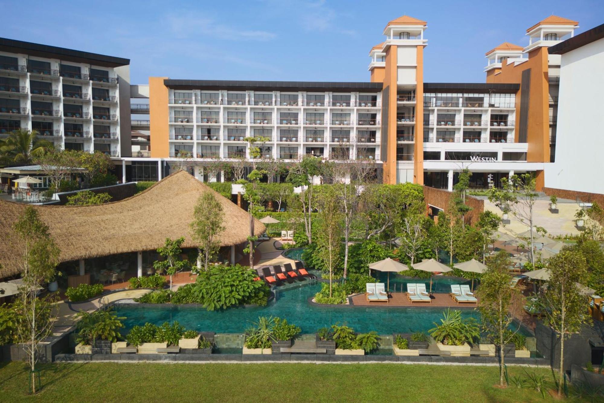 더 웨스틴 데사루 코스트 리조트 외부 사진 The hotel's main building